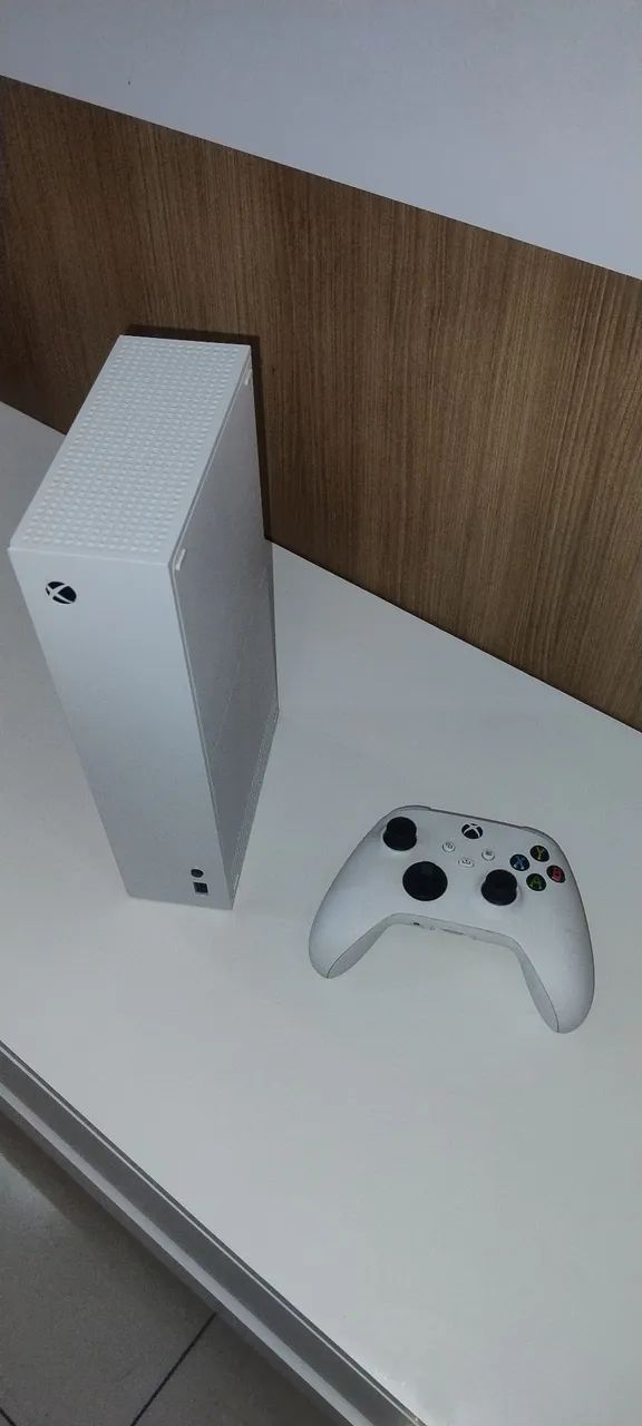 Xbox series S, novíssimo! ( Atenção: Não vendemos pela Olx, por favor não insista!)