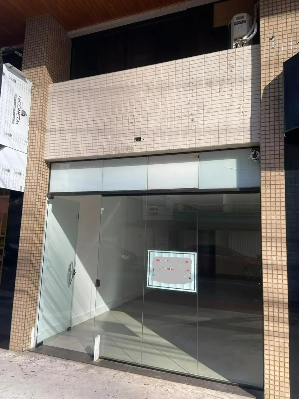 Sala Comercial Térrea 51M² á Venda de Frente para Avenida Brasil
