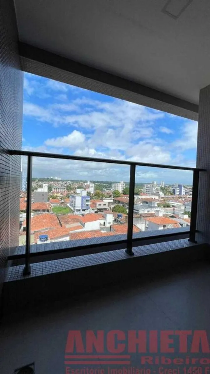 Alugo belíssimo apartamento com projetados no 15º andar em Tambauzinho