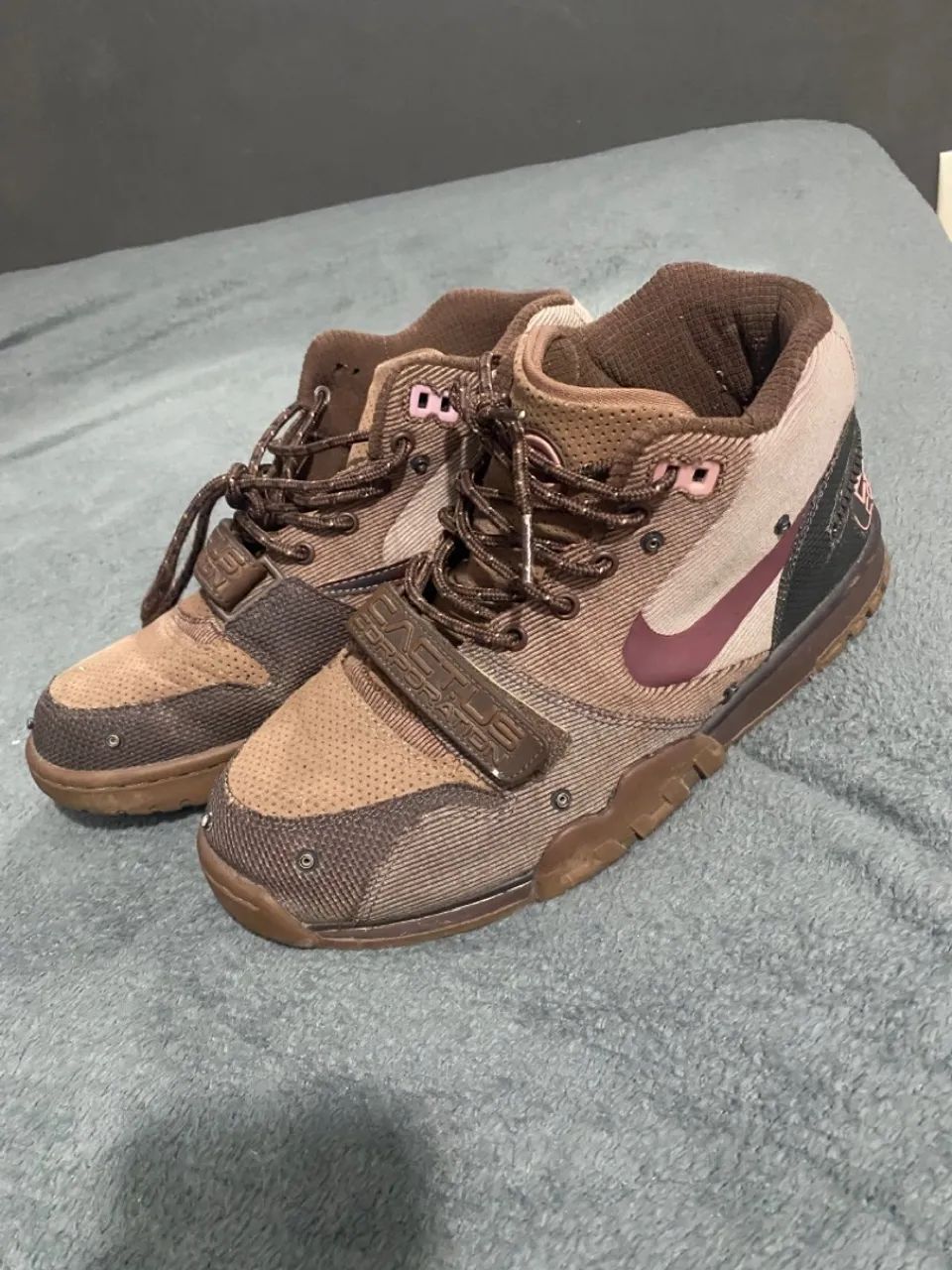 Travis Scott Nike Air Trainer 1 