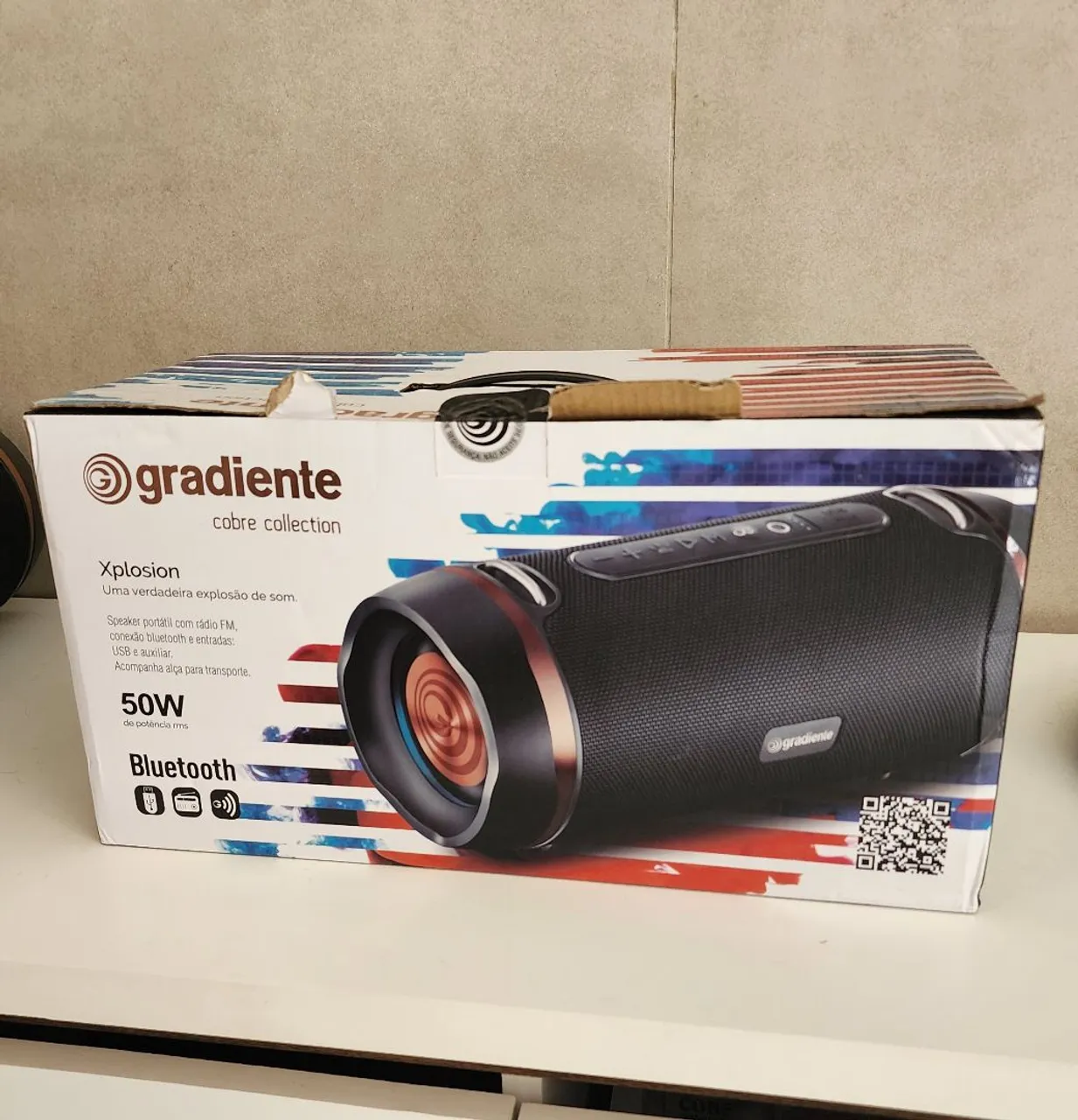Caixa de Som Gradiente Xplosion Bluetooth 50W