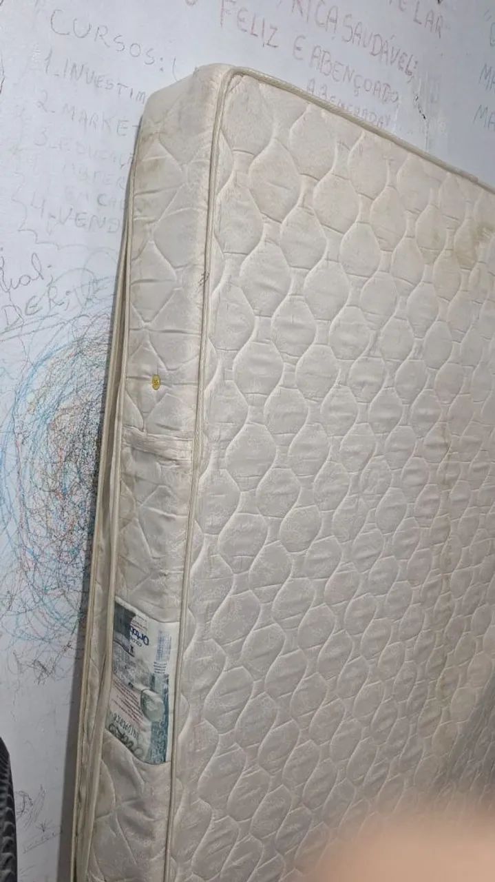 Colchão64739712817155121