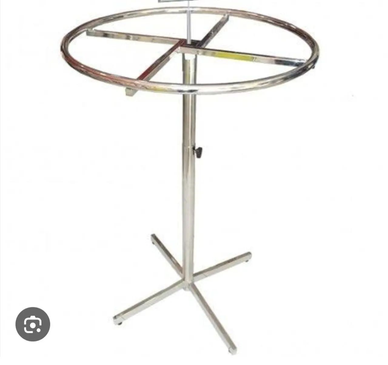 Arara de chão preta e cromada  - Foto 2