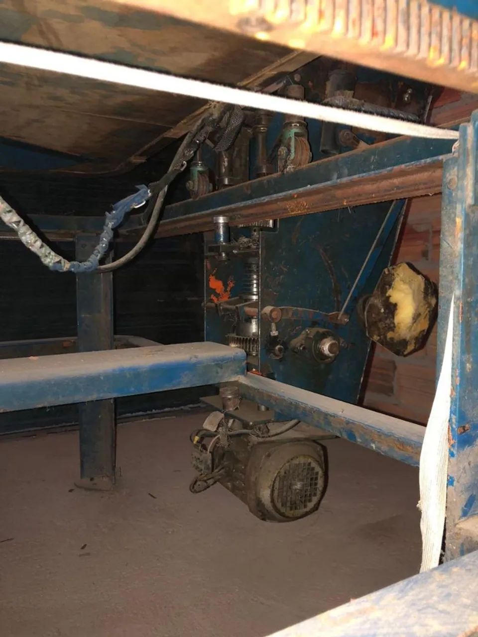 Mesa de fechar colchão 64296132202499123