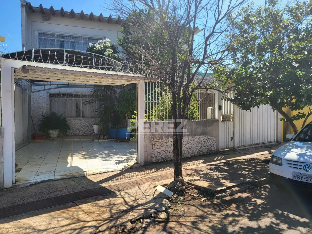 Sobrado no Bairro Amambaí