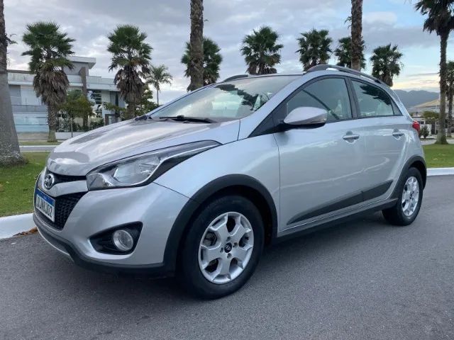 ? Hyundai HB20X 1.6 Premium - Abaixo da FIPE | KM Baixo | Econômico | Impecável! 