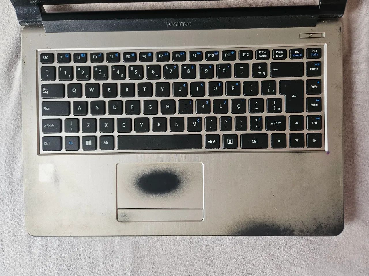 Notebook Positivo(algumas teclas tem problema para digitar)64168560397187121