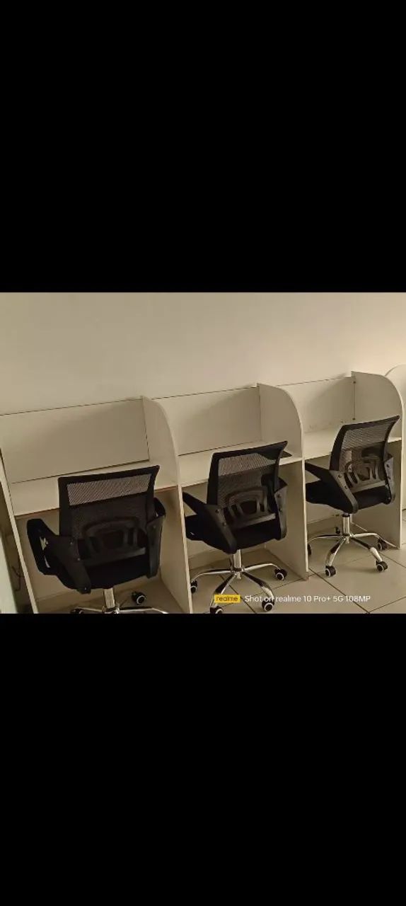 Estações de trabalho para escritório / Baia