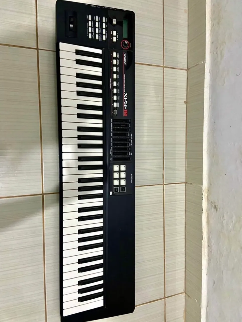 Teclado Roland XPS-10