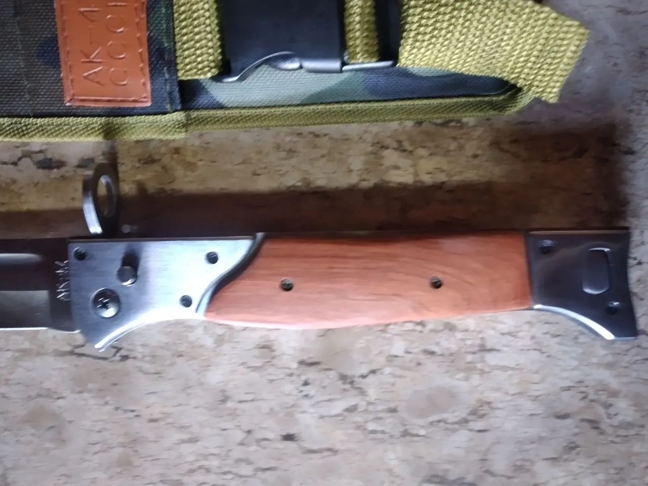 Canivete gigante - Foto 2