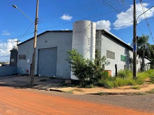 Galpão Comercial com 1080 metros quadrados  Nova Lima