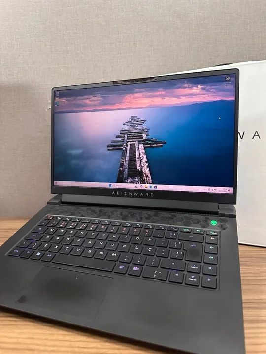 Notebook Gamer Dell Alienware M5 R7, Core i7 32GB DDR5 1TB SSD RTX 3070 ...