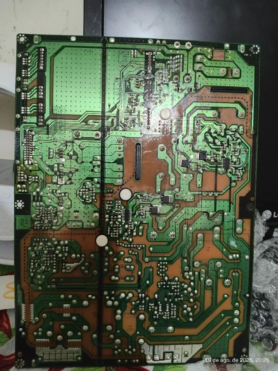 placa fonte LG 32le5500 32le4600 32le7500 - Foto 2