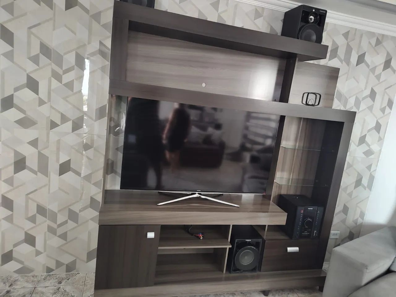 Estante de sala