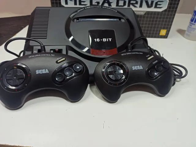 Console Tectoy Sega Mega Drive 2017 Preto com 2 Controles. Aceito Cartão - Foto 5