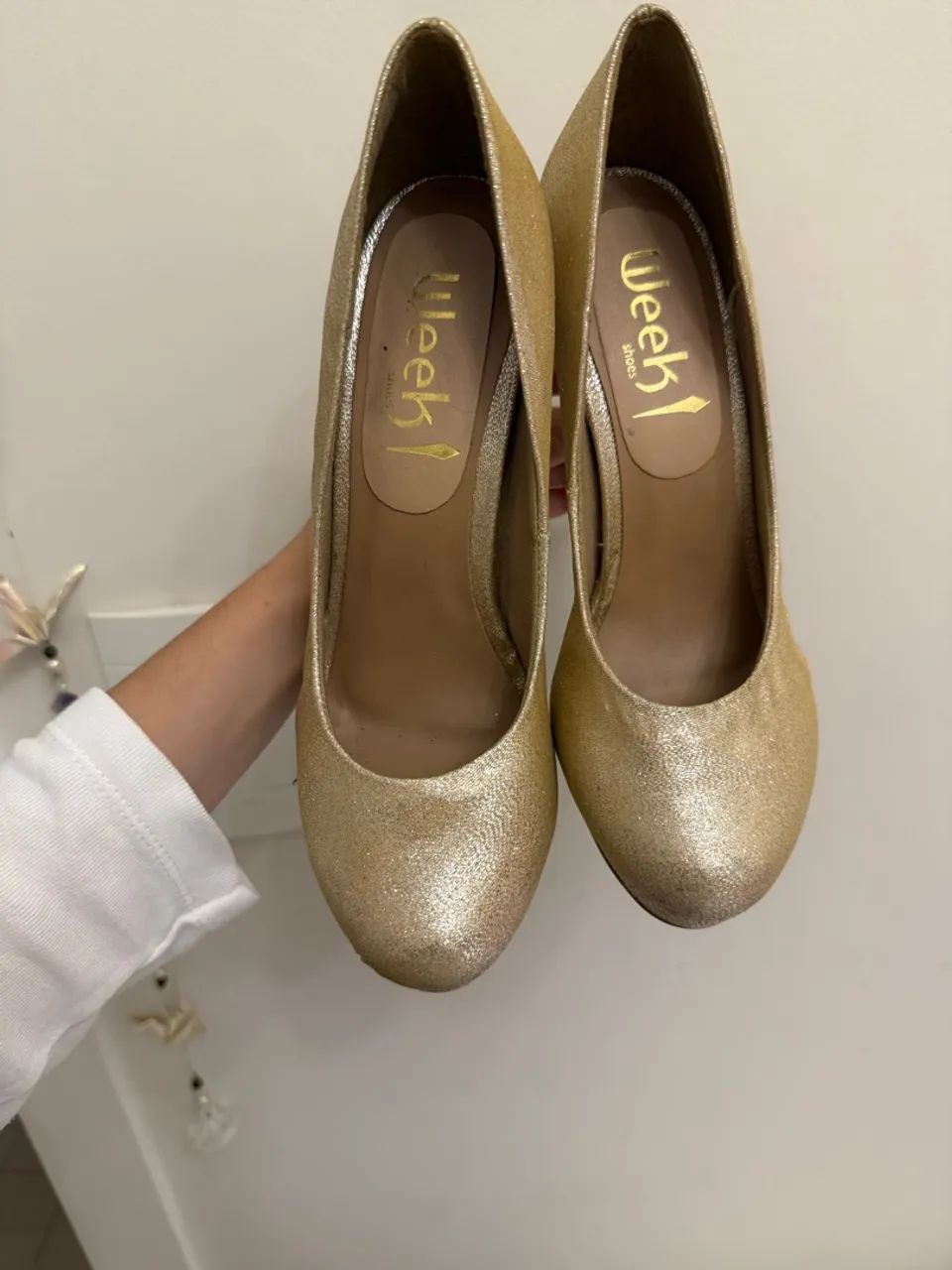 Salto Dourado Brilho
