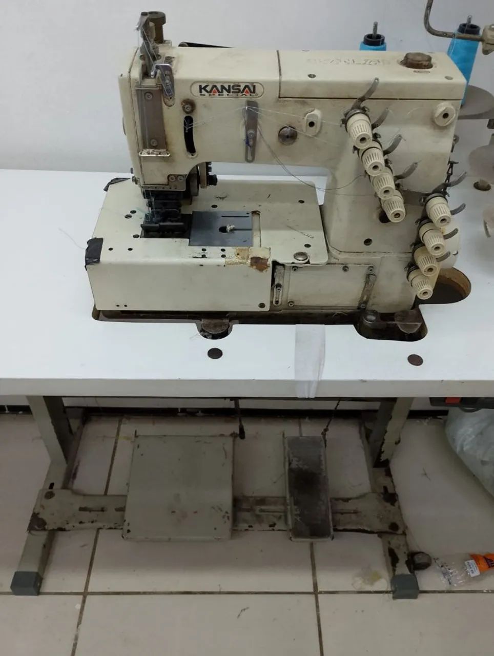 Máquina de Costura Industrial Kansai - Seminova  - Foto 3