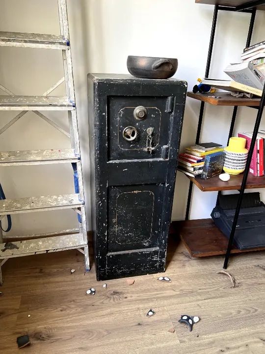 Cofre de metal decorativo vintage