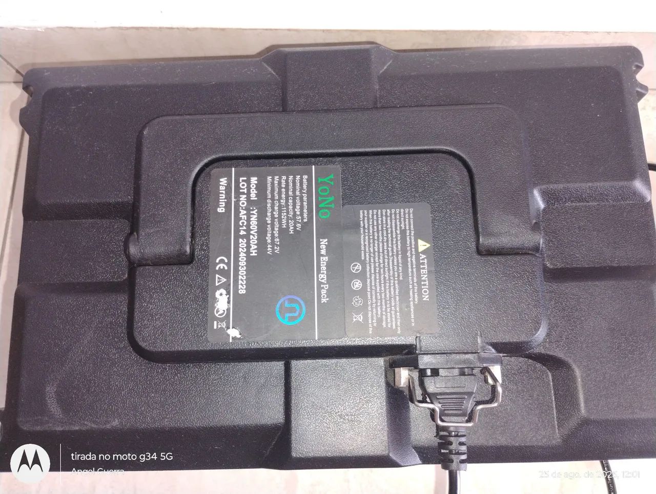 Bateria e Carregador de Scooter Elétrica 