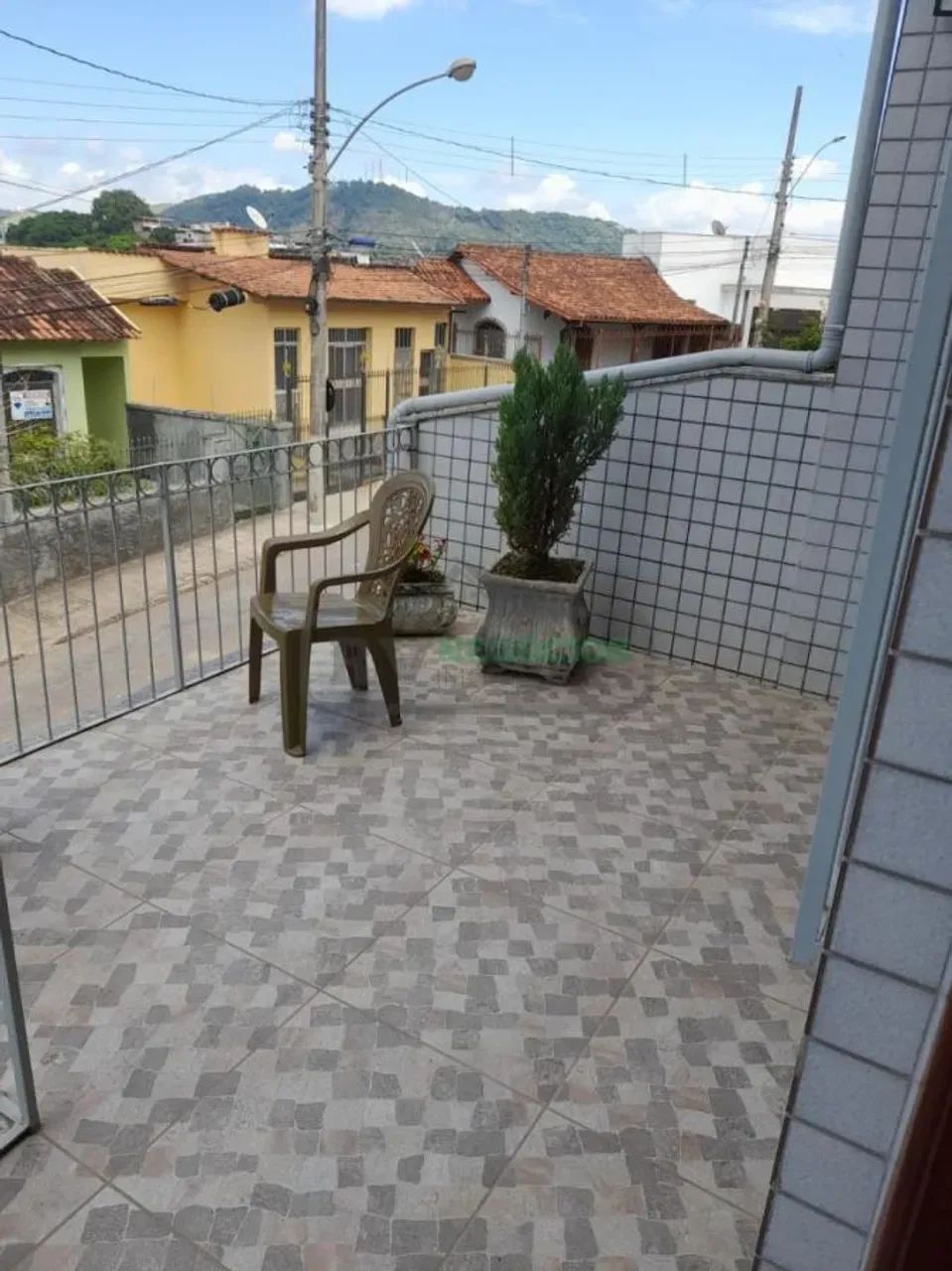 CA4302Imóvel a venda possui 420 metros quadrados com 4 quartos em São Bernardo - Juiz de F - Foto 2