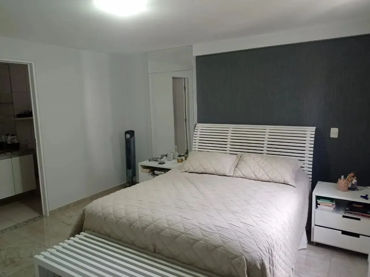 Apartamento para venda possui 114 metros quadrados com 4 quartos em Jatiúca - Maceió - AL