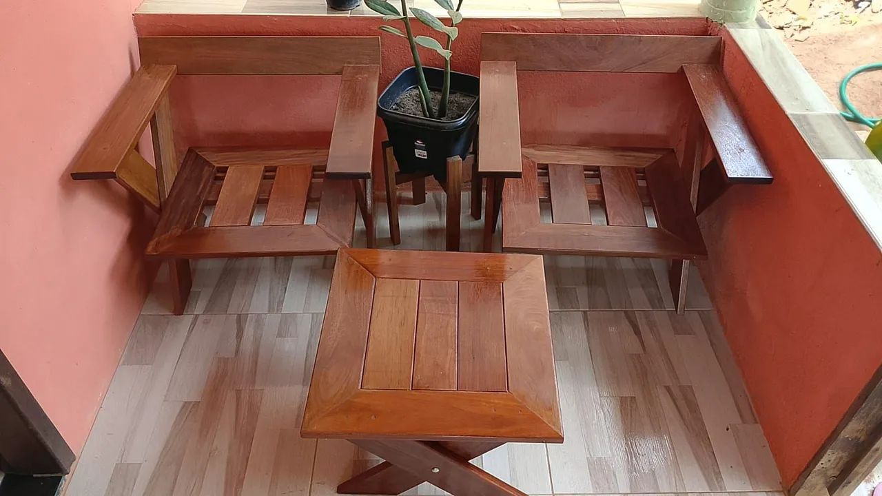 Jogo de poutronas com mesinha de centro 64842829040129120