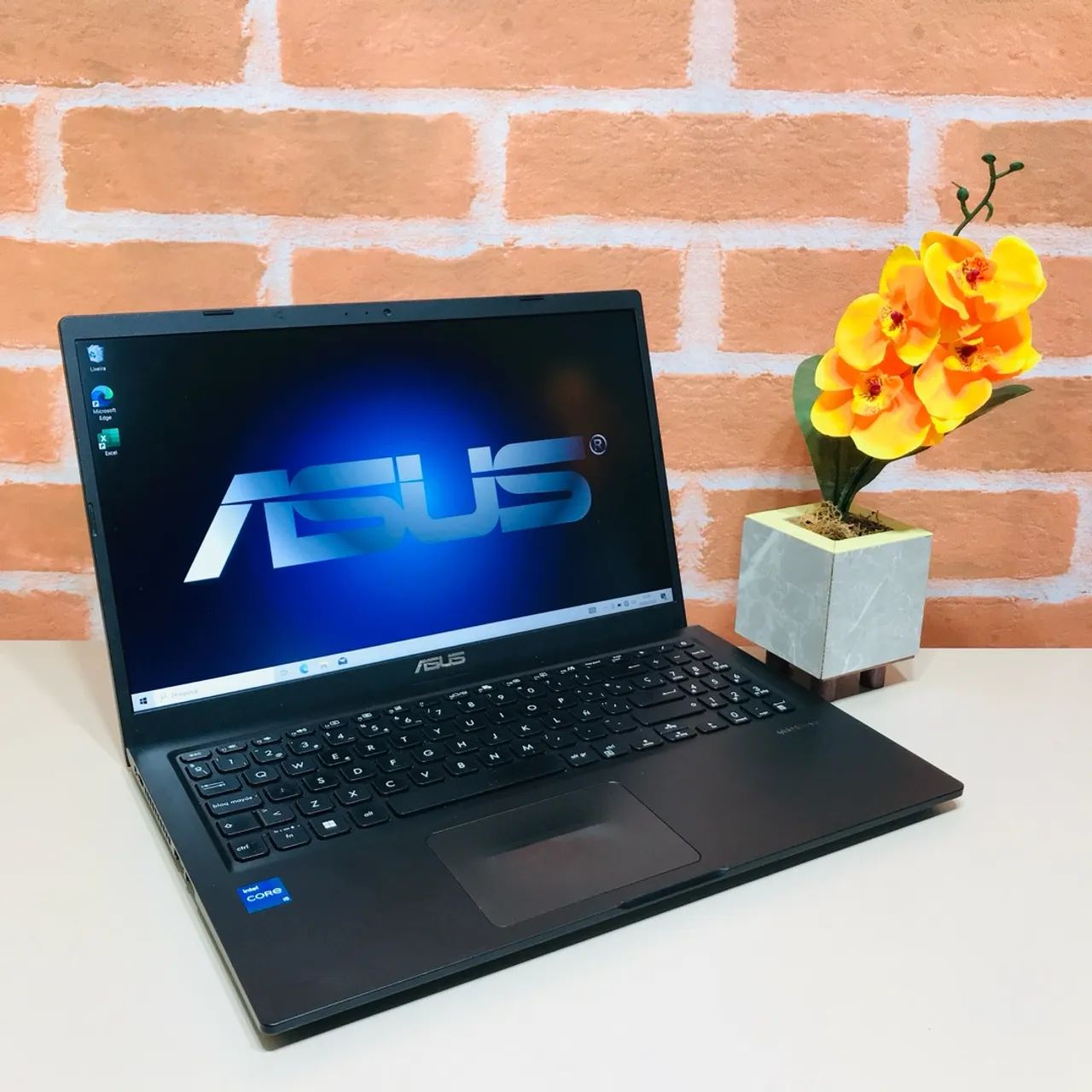 Notebook Asus i5 de 11ª Geração/ Ram 8GB/ Ssd 256GB/ FullHD/ Placa Intel Graphics 4GB  - Foto 4