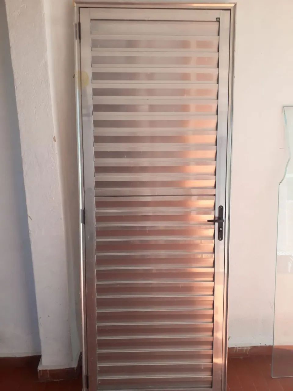 Porta Alumínio  $ 300 reais  - Foto 4