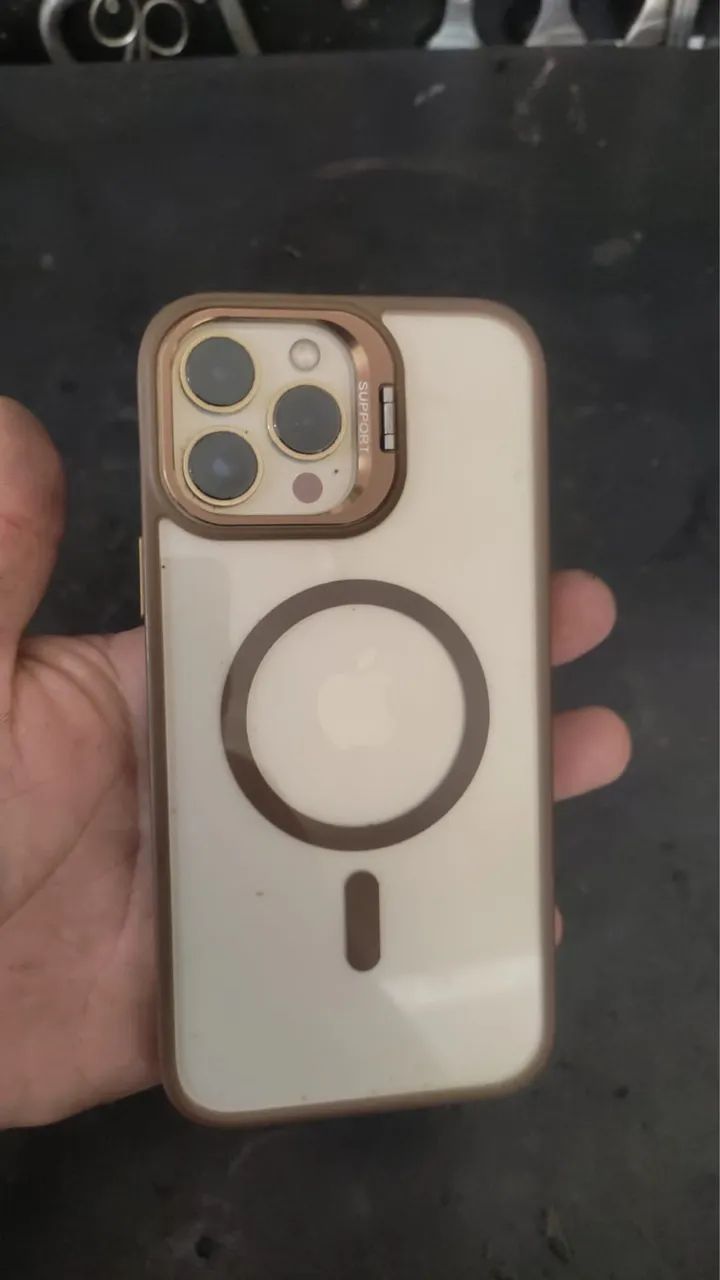 iPhone 13 Pro Max gold