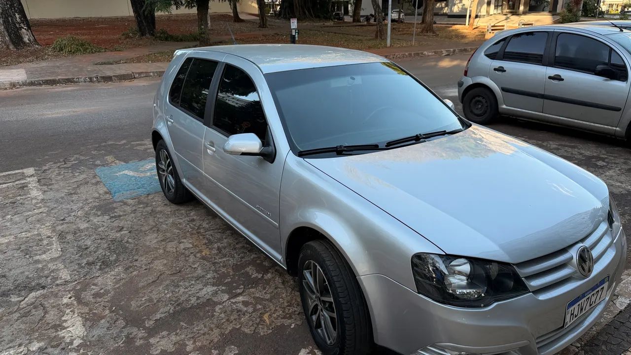 Volkswagen Golf 1.6 MI TOTAL FLEX 8V 4P 2009