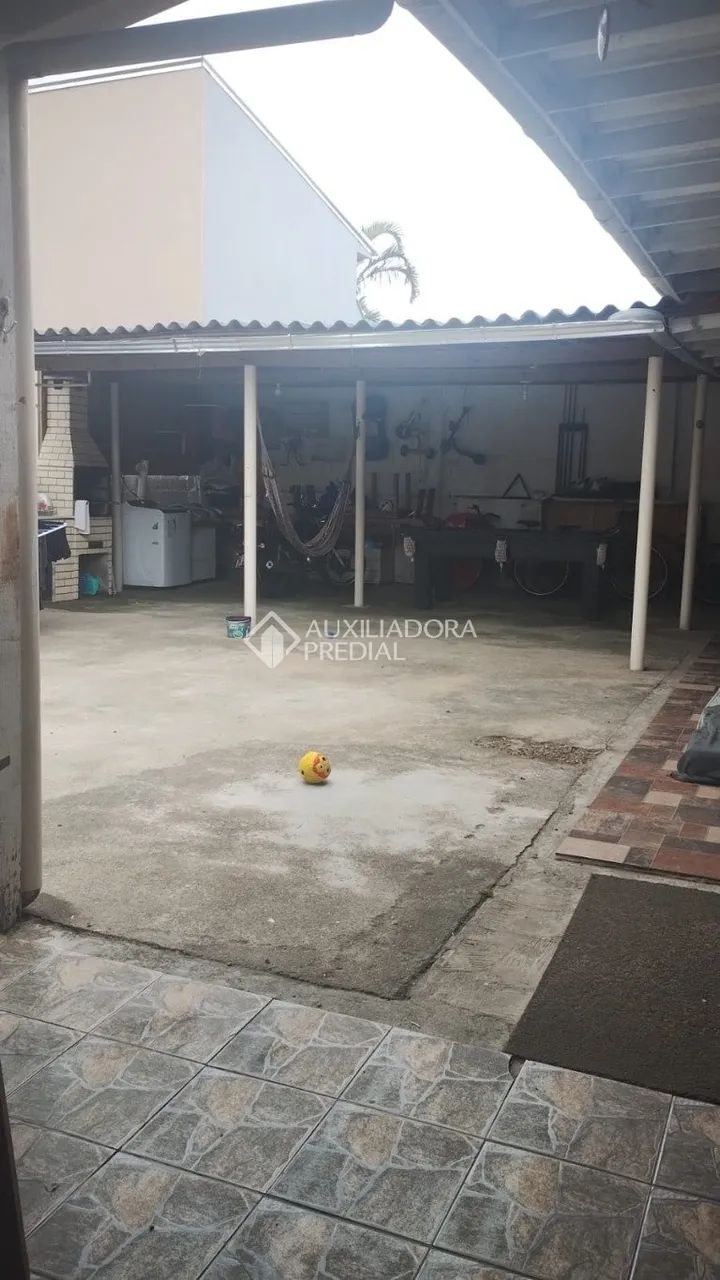 Casa à venda, com terreno de 422m², no Campeche, FLORIANÓPOLIS - SC - Foto 4