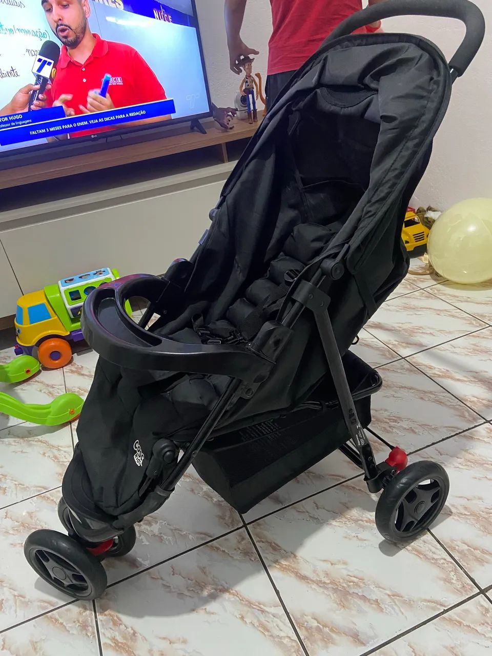 Vendo carrinho de beb ê - Foto 2