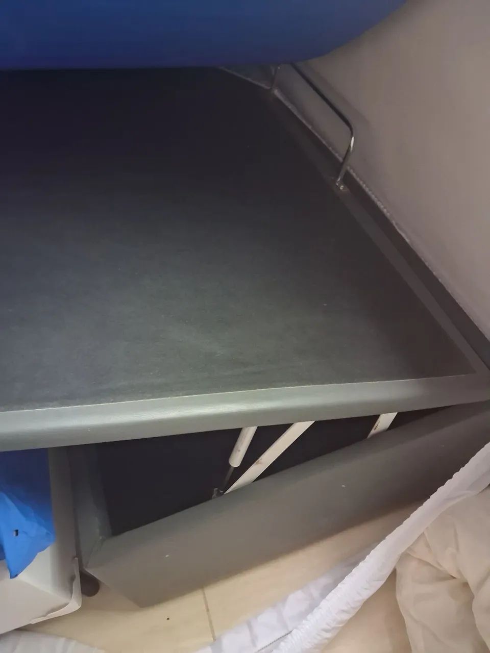 Cama baú de solteiro 