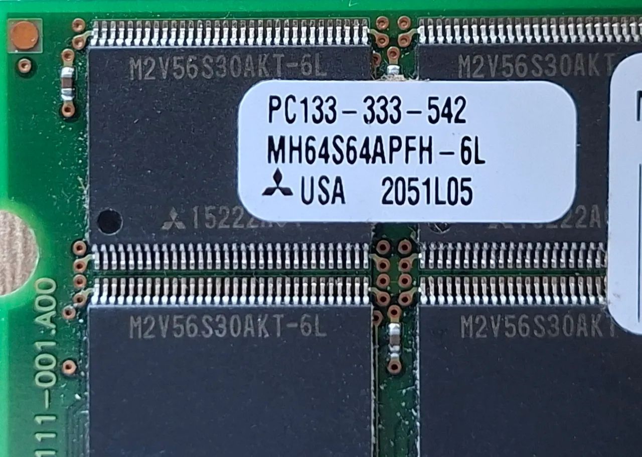 Memória RAM PC133 DIMM 512MB
