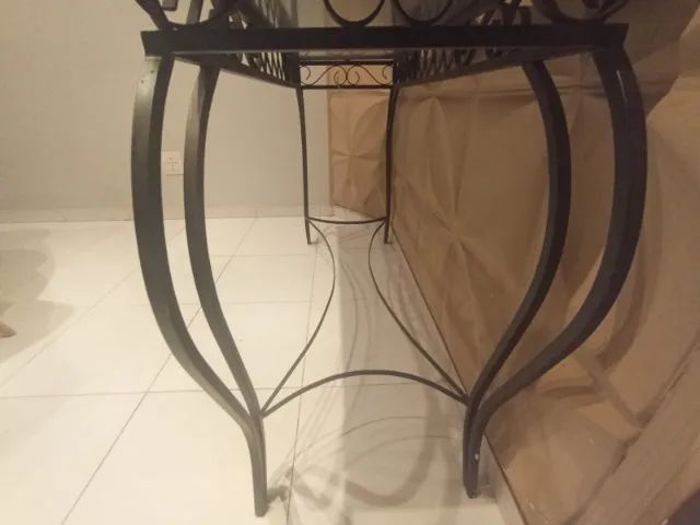 Mesa de Ferro com Topo de vidro - Foto 3