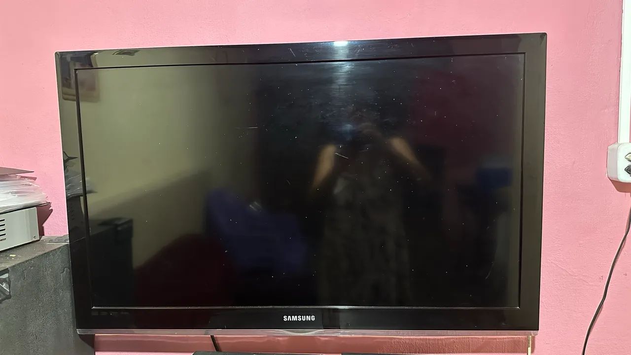 Tv para tirar peças  - Foto 2