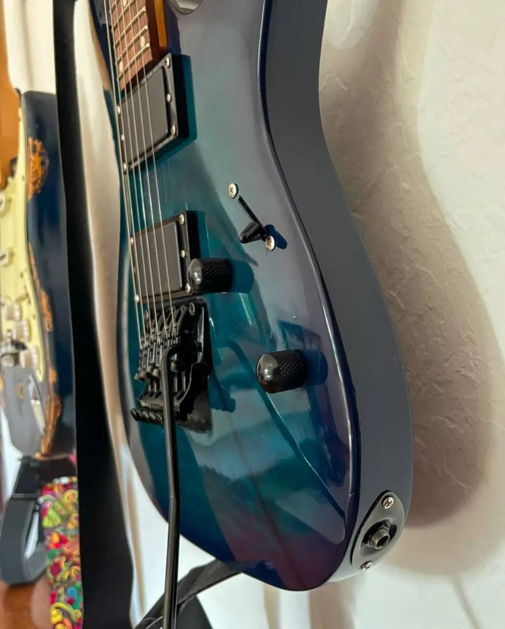 Ibanez RGA 42 Com EMG e ponte Edge - Foto 3