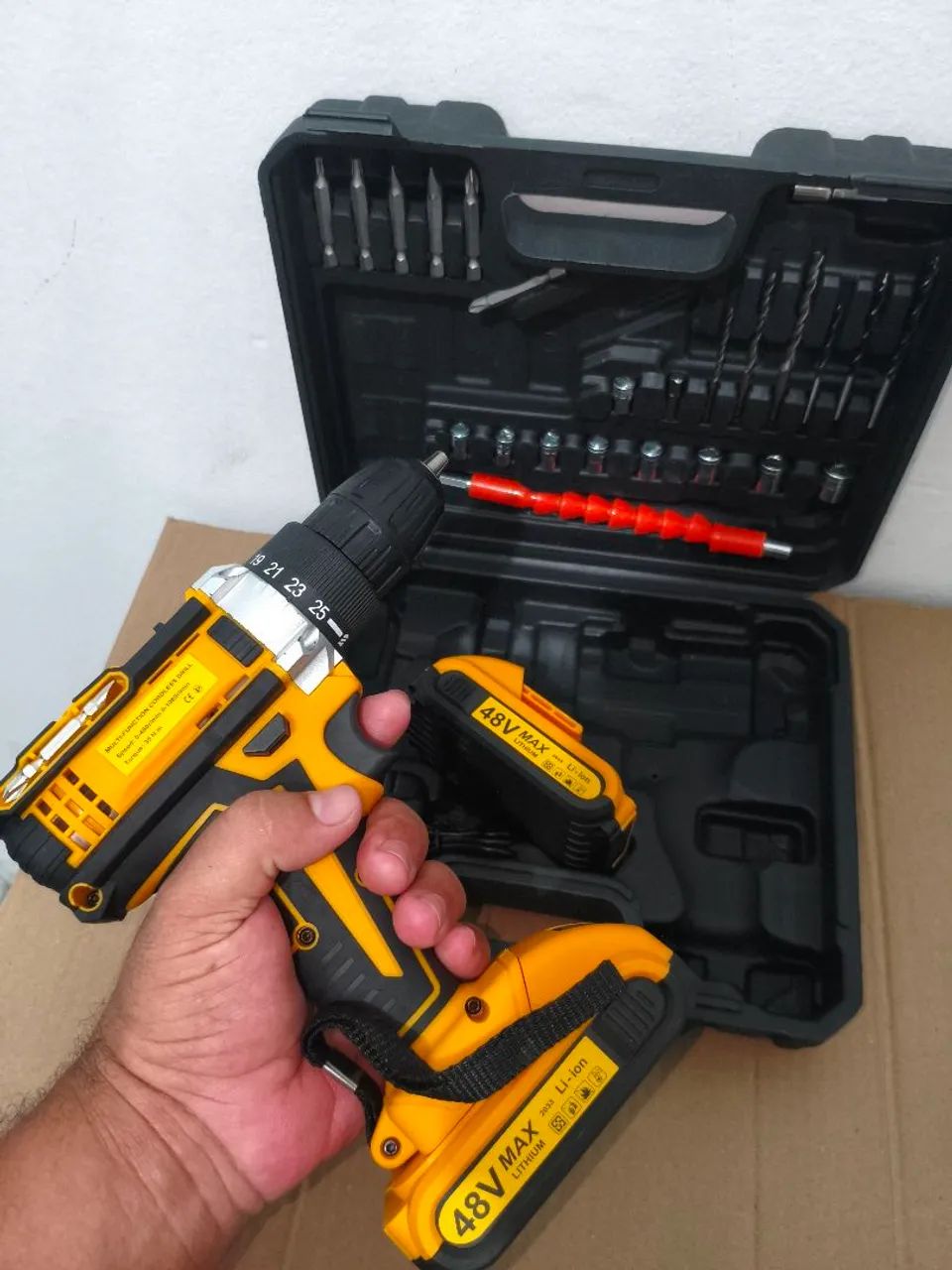 Parafusadeira Furadeira 48V Bateria  - Foto 4