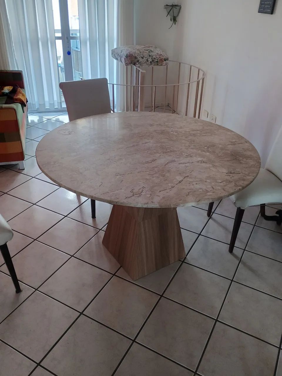 Mesa mármore travertino 120cm redonda - Foto 3
