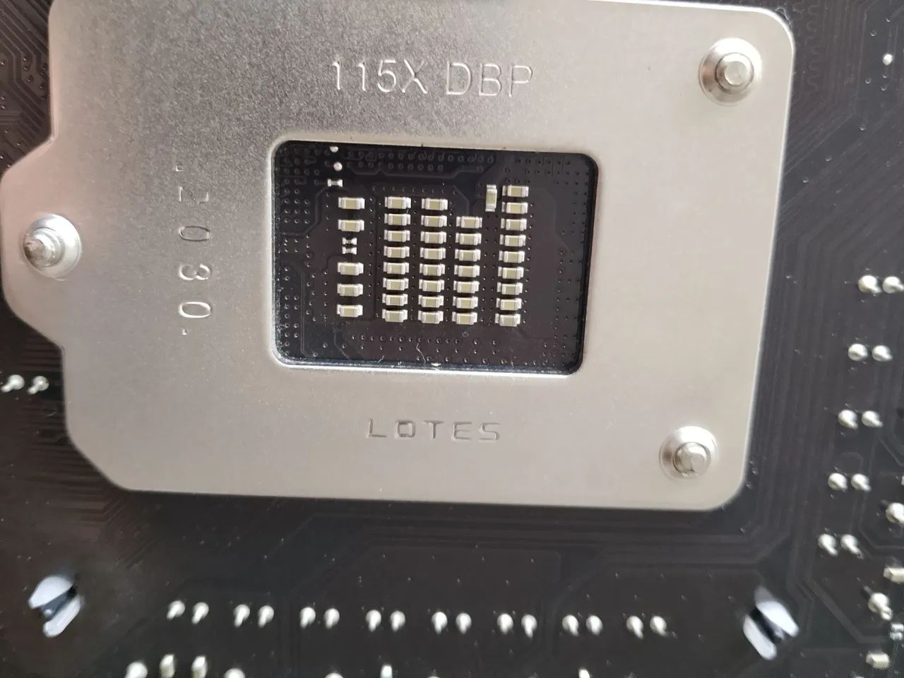 placa vídeo gigabyte b450 - Foto 5