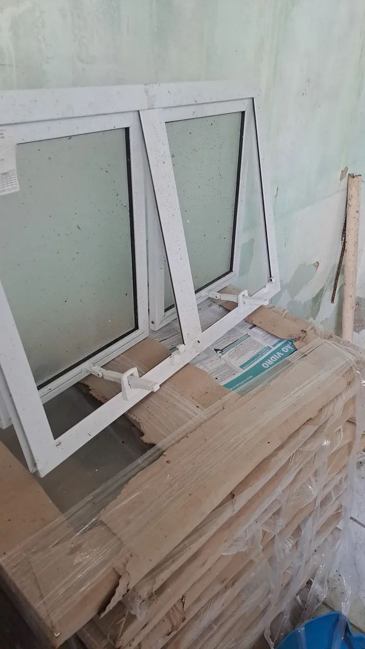 Maxi-ar 80x50 com dupla abertura 