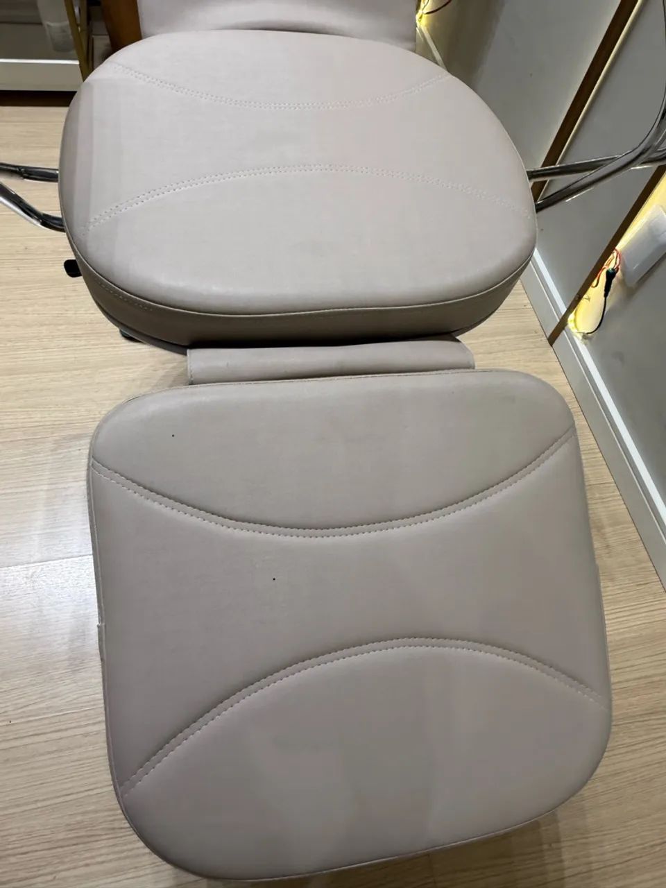 Cadeira e maca estética  - Foto 4
