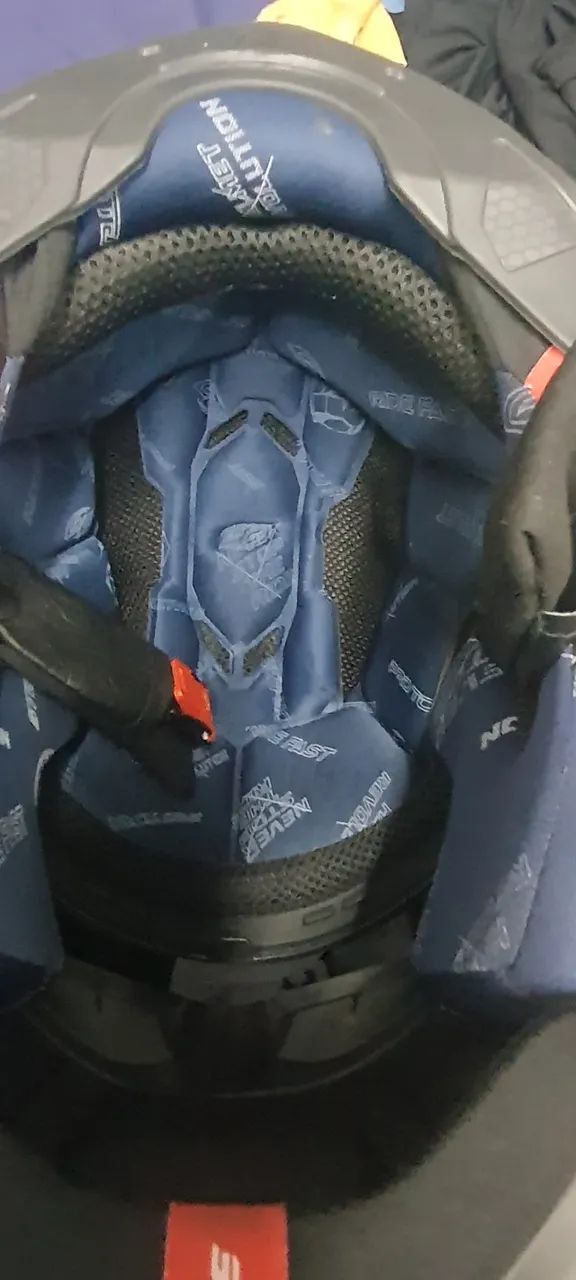 Capacete masculino Stealth .60 - Foto 2