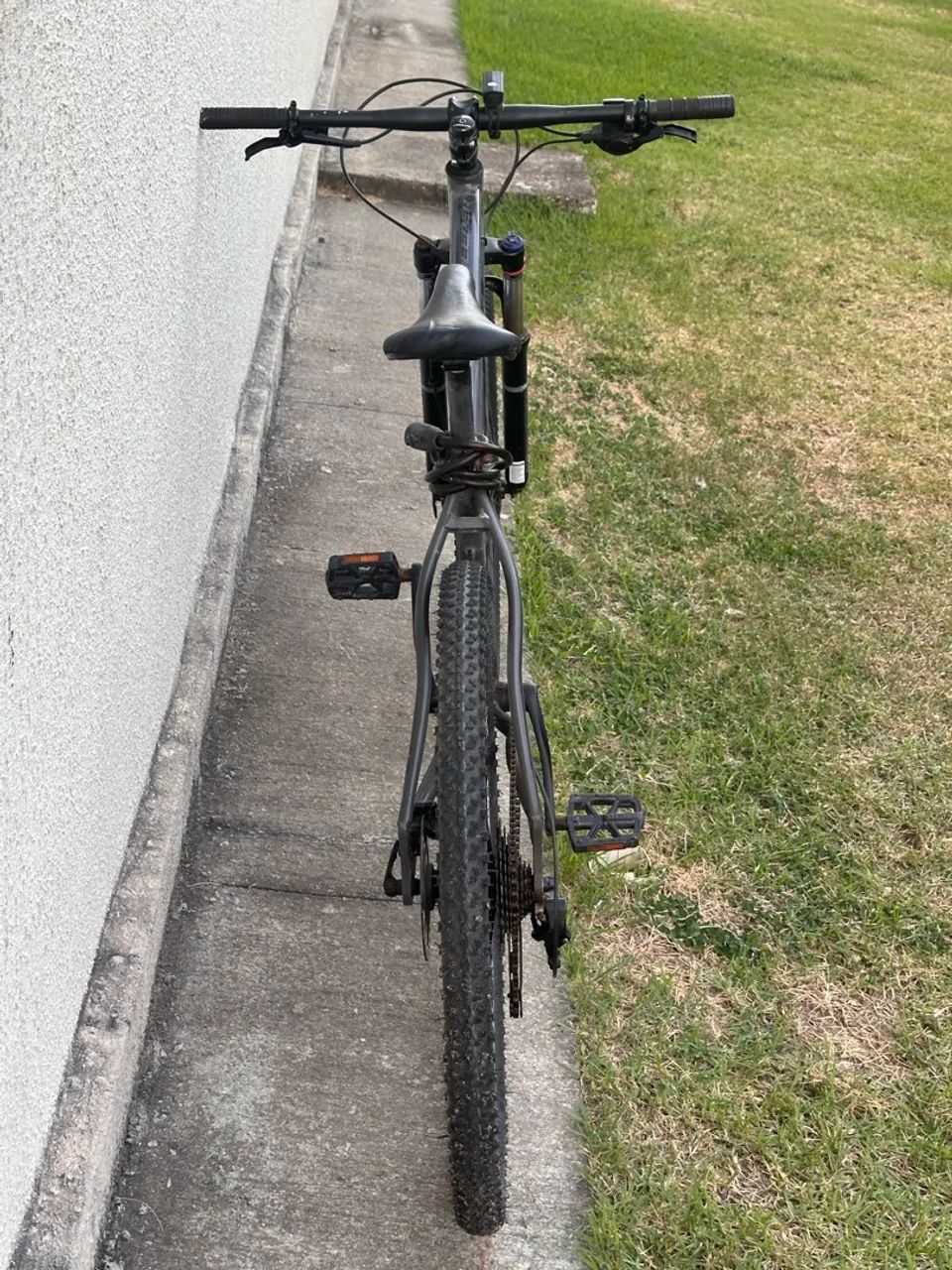 Bicicleta aro 29 semi profissional  - Foto 2