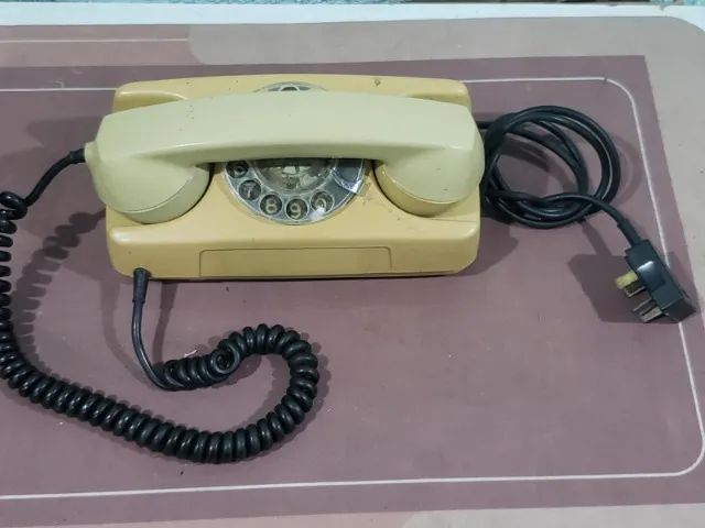 telefone antigo de disco modelo clássico
