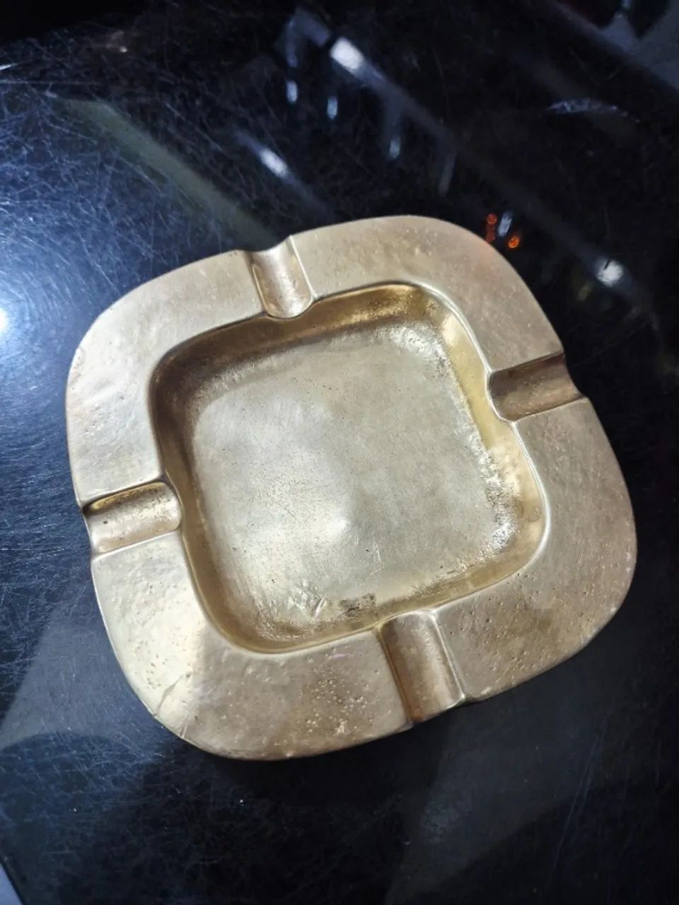 Cinzeiro Quadrado Vintage em Latão Maciço - 13cm - Foto 4