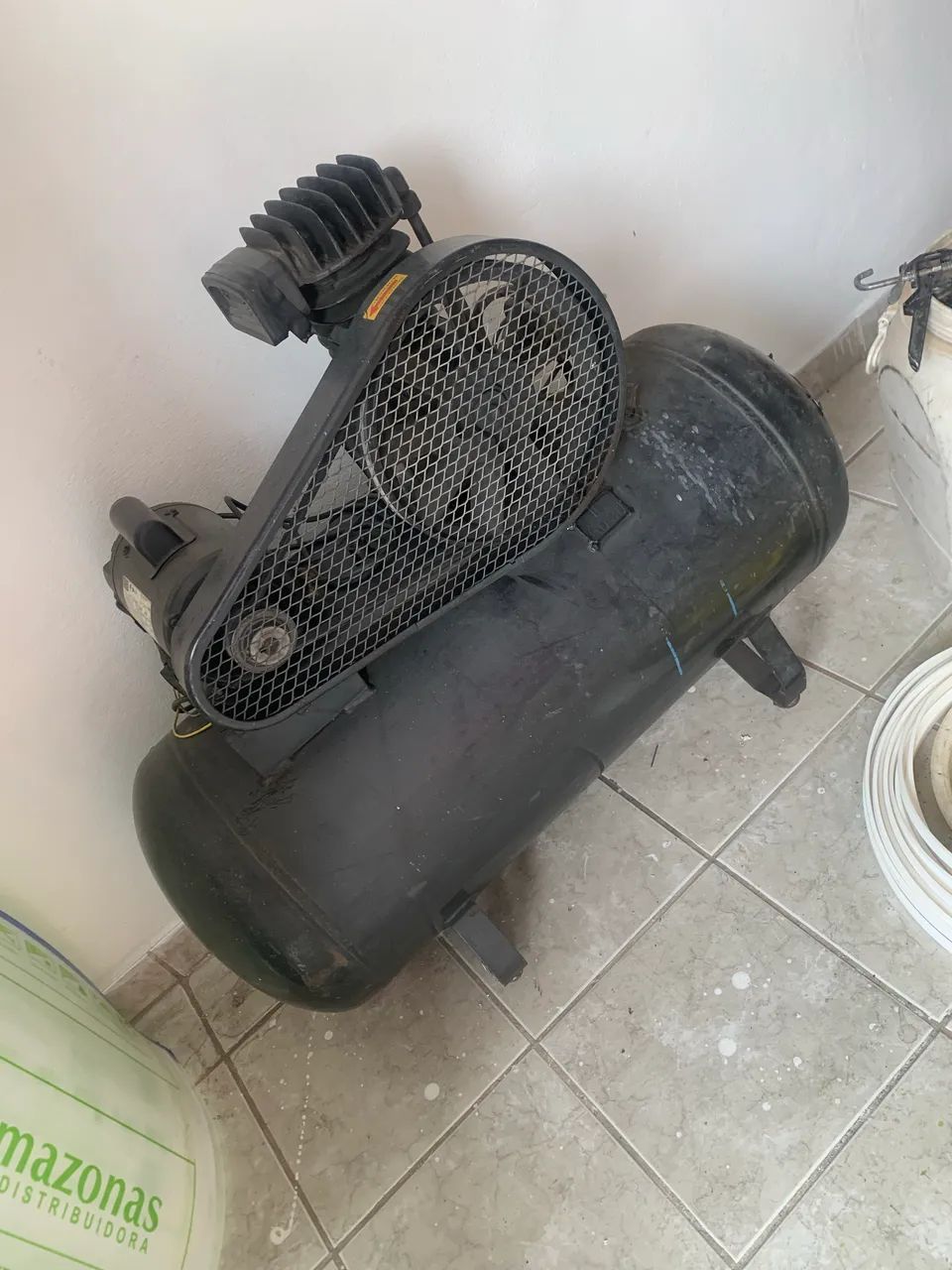 Compressor  semi novo 100 Libra  - Foto 3