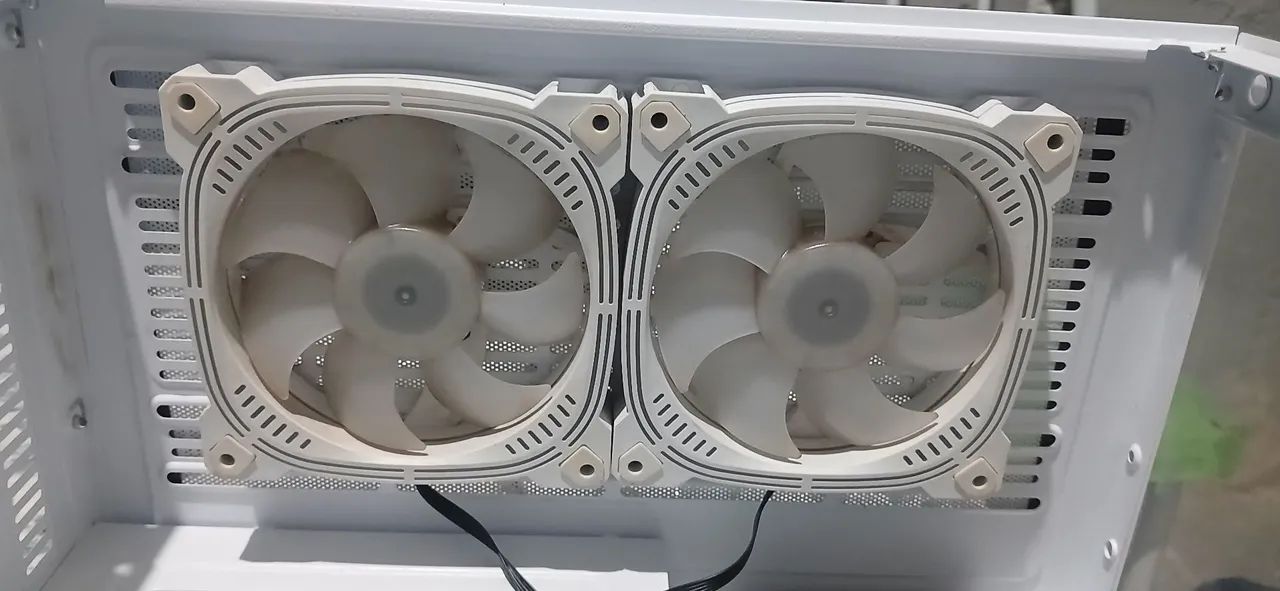 Gabinete aquário com controladora e 4 fans - Foto 3