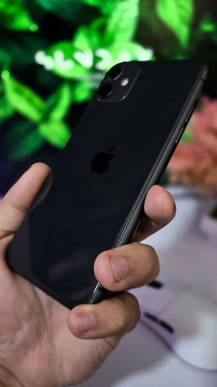 iPhone 11 (128GB)  - Faça sua proposta - Foto 3