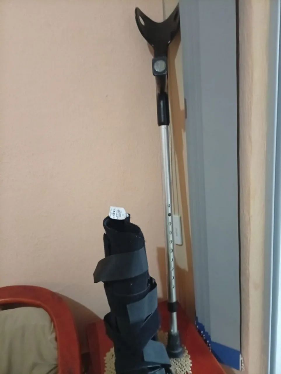 Vende se bota e muleta - Foto 5